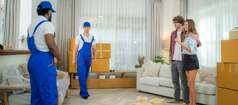 loading and unloading professional movers